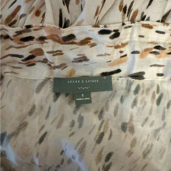 Grade & Gather Abstract Print Wrap Skirt – Size Small - Picture 4 of 4